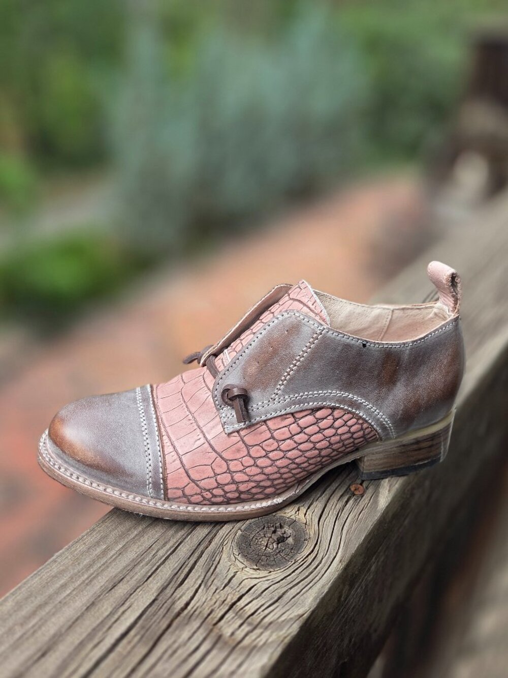 Freebird by Steven Oxfords. Size: US7. Color: Tan and Pink. New with Box.